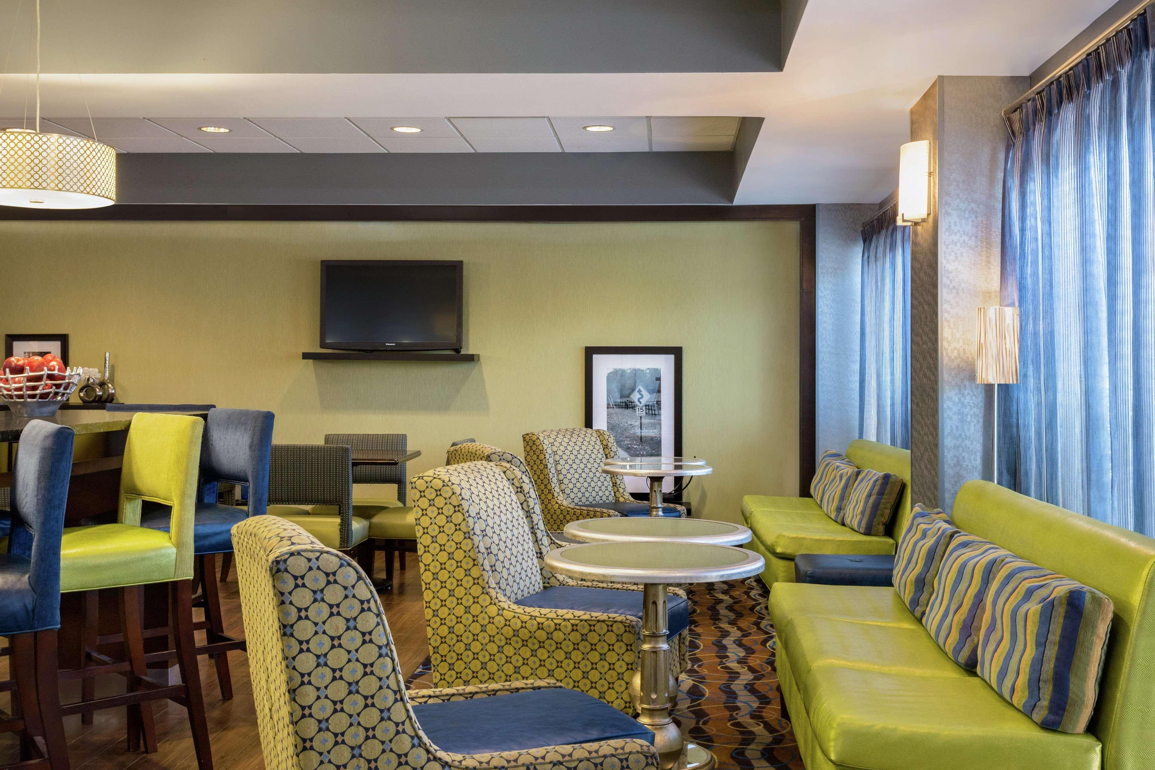 Hampton Inn Birmingham-Trussville Eksteriør billede
