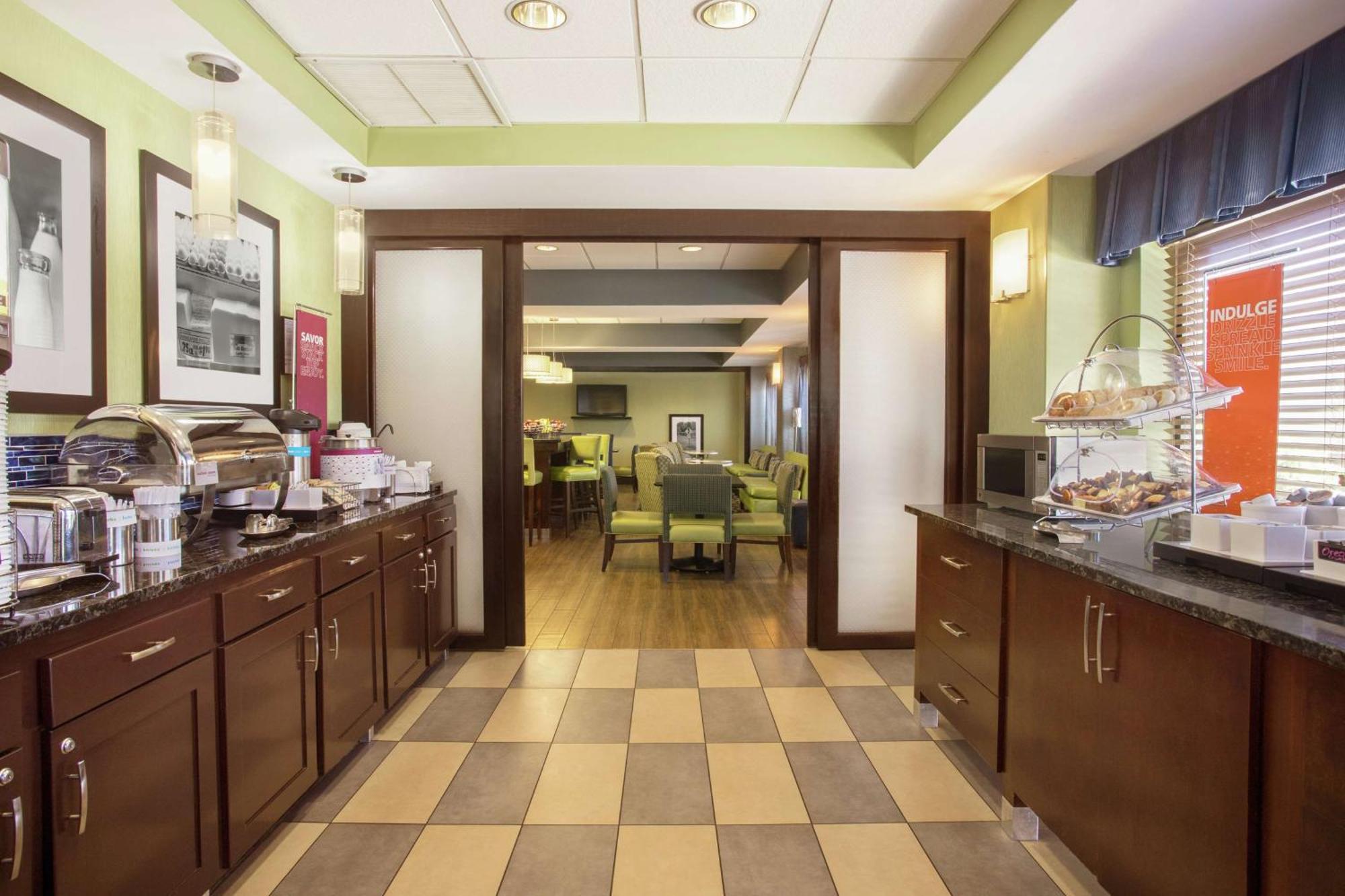 Hampton Inn Birmingham-Trussville Eksteriør billede