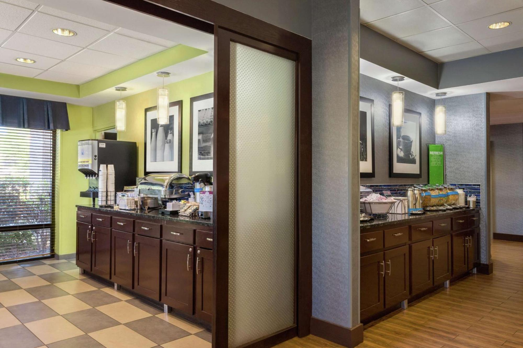Hampton Inn Birmingham-Trussville Eksteriør billede